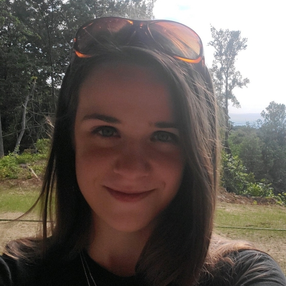 Meet your Posher, Bella - Picture 4 of 7